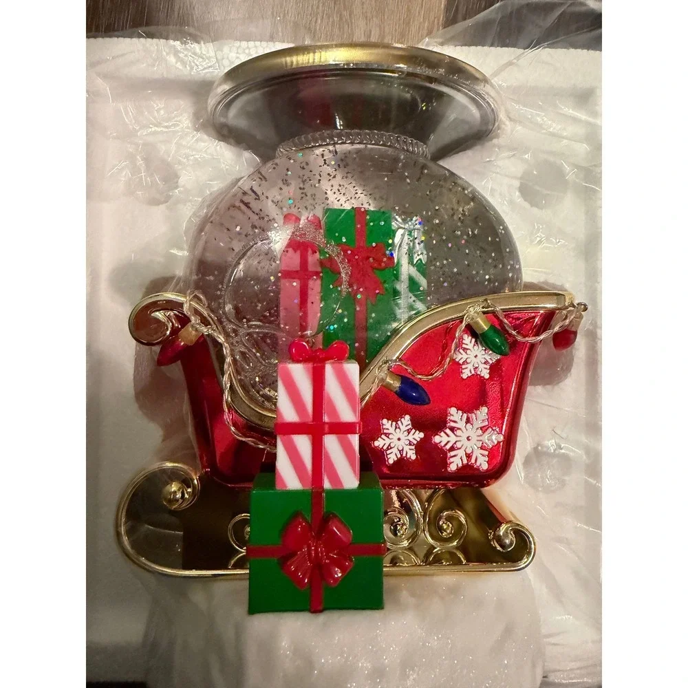 Bath and Body Works Candle Holder Santa Sleigh Snow Globe Glitter 3 wick